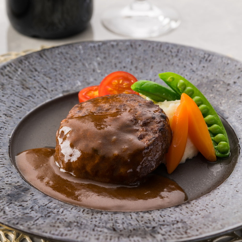 レストランリューズ 飯塚隆太監修 濃厚デミグラスソースハンバーグ(150g×4)