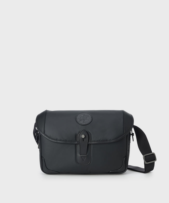 バチューオリジン ネオ[フォトグラファーバッグM 4367BON]ブラック6109082208 (ブラック)