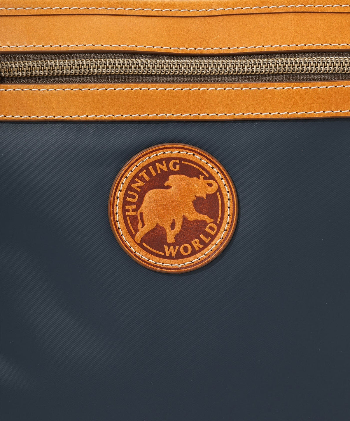 HUNTING WORLD バチューフロンティア[ショルダーバッグM 2348BFR]ネイビー6109091978