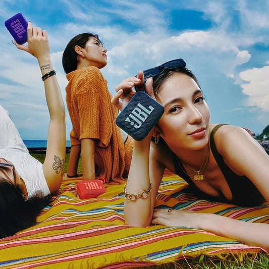 JBL　ウルトラポータブルBluetoothスピーカーGo 4　Black