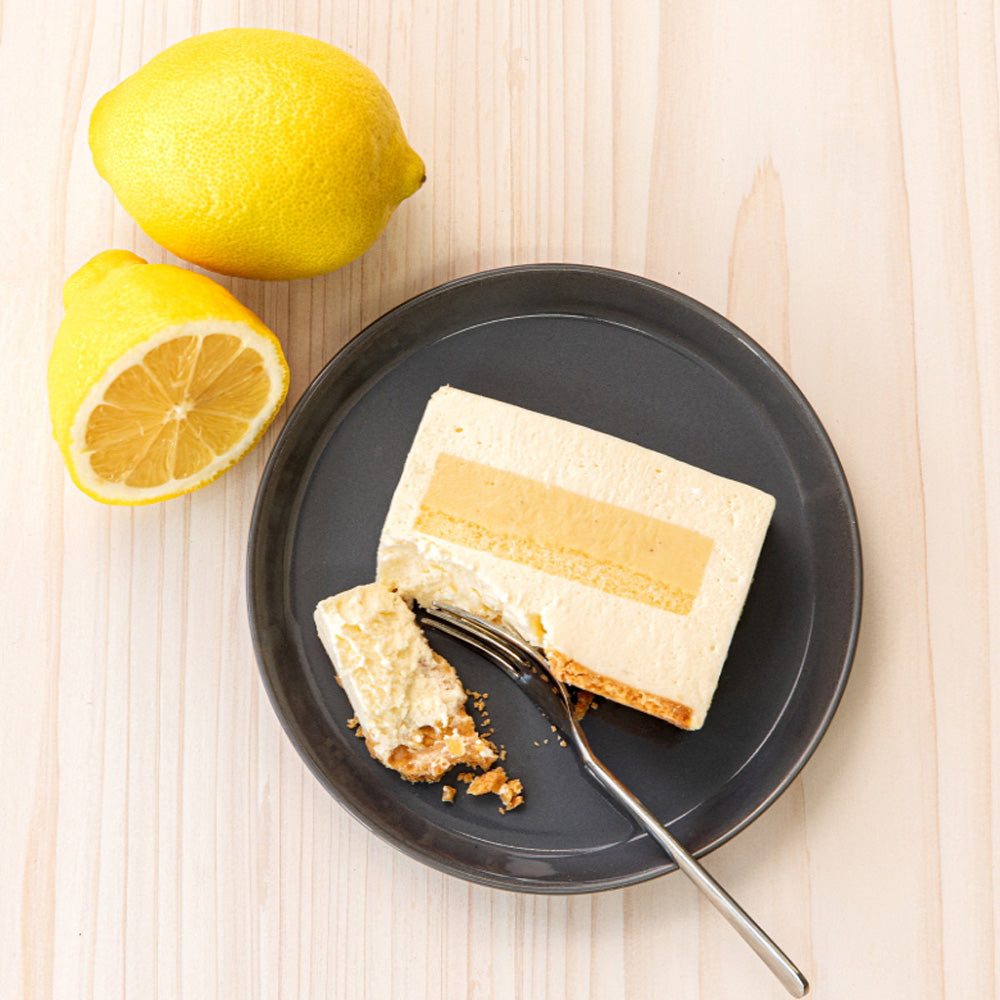 和歌山レモンケーキ専門店konowa Lemon Cake 紀州プレミアム生レモンケーキ 1本