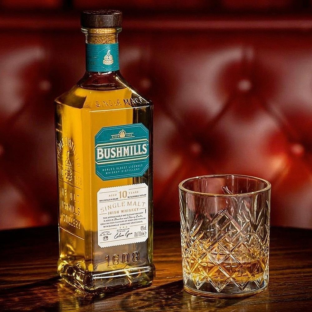 アイリッシュウイスキー BUSHMILLS(ブッシュミルズ)10年 700ml 4本