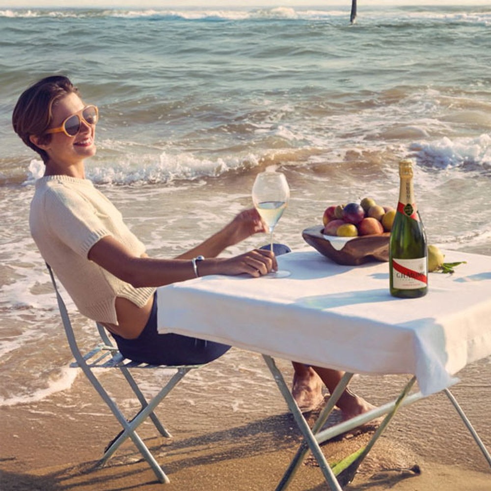 1827年創業シャンパーニュ　マム コルドン ルージュ ブリュット 箱付  750ml